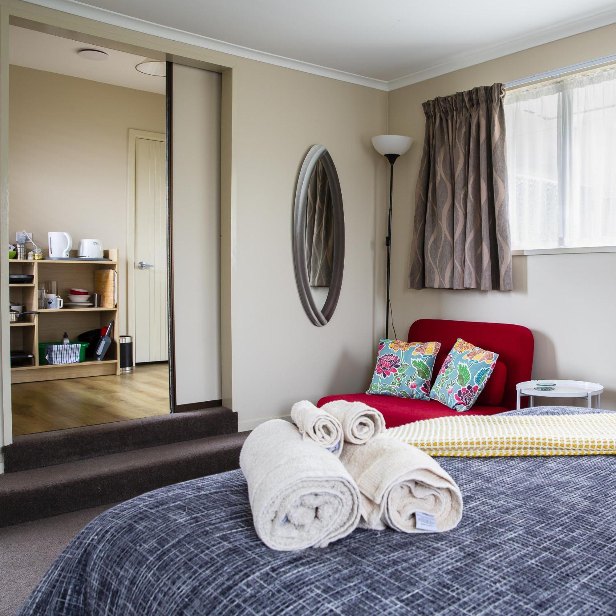 Chic Private Studio 5 Mins From Airport And Shops クライストチャーチ エクステリア 写真